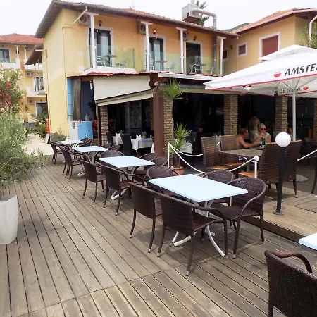 Blue Hotel 3*